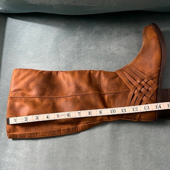 Shoes - Leather boots